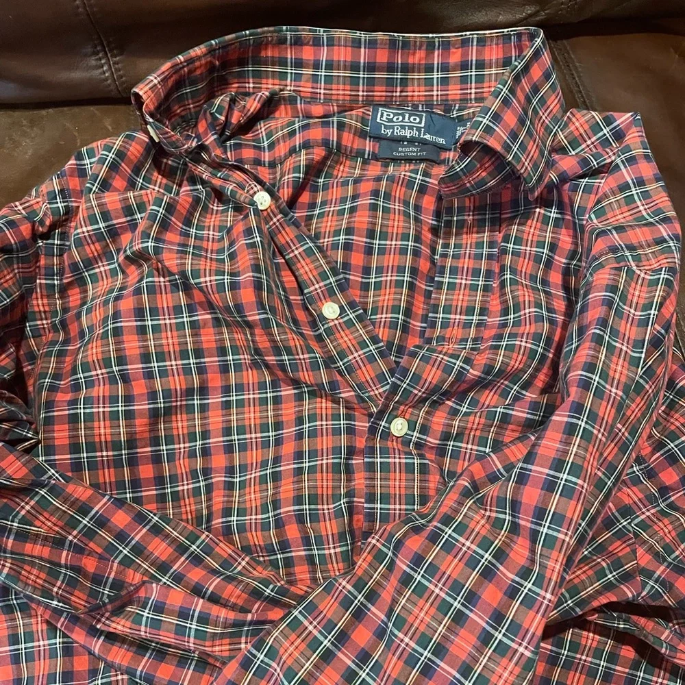Large polo button up - Picture 1 of 2